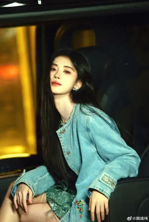 鞠婧祎‖强曝光的神 真的很喜欢看鞠婧祎的曝光类型照片啊
