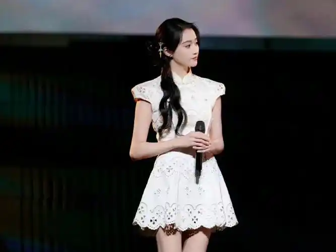 关晓彤 今日追星记录