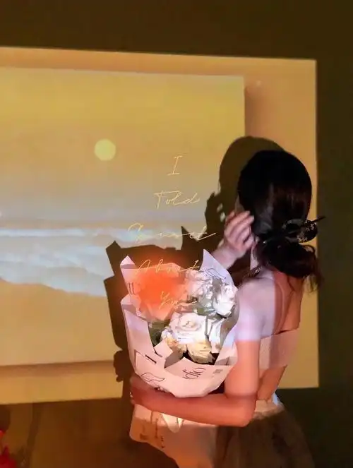 生日这样拍0909解锁投影仪拍照