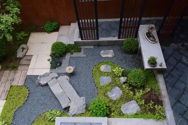 面积小还有有错层?且看他们如何处理,让自然与禅意共存