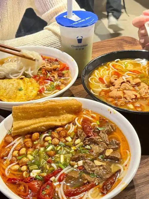 嗦粉去|在招远吃到加油条的湖南米粉啦!