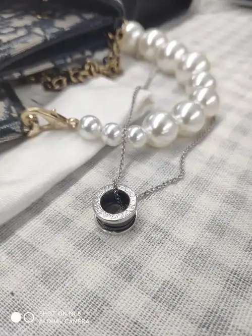 包展好价宝格丽慈善款项链全新