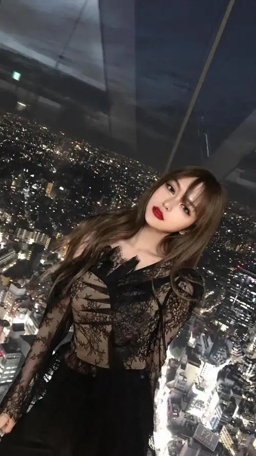 网红小达人周扬青性感迷人写真