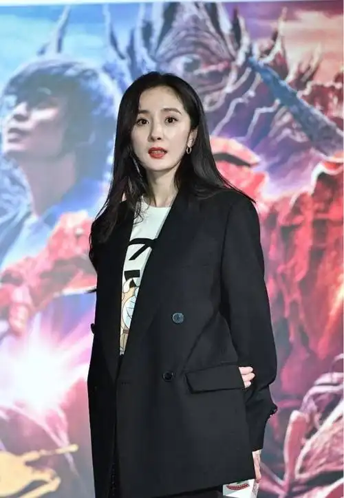 回顾人前演员背后是资本家这4位明星手中的商业帝国难以想象