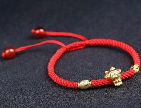 红绳子有辟邪以及保平安的作用之小红绳的大作用-风水大师-风水八字