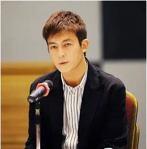 当年曝光1400多张图片,毁了陈冠希一生的电脑维修工后来怎么样了_张柏