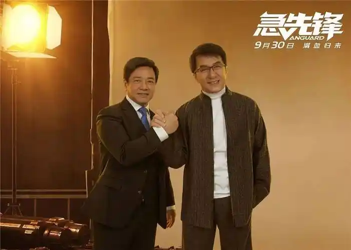 在过气动作电影里沉溺已久过完七十大寿的成龙还有机会走出老年危机吗