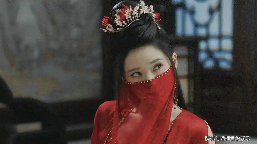 且试天下开播赵露思红衣古装惊艳全场与杨洋搭档好养眼