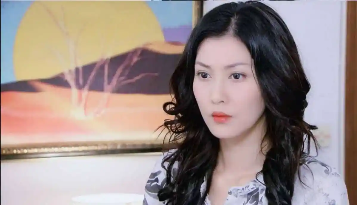 《回家的诱惑》艾莉李彩桦宣布离婚,婚姻仅维持19个月