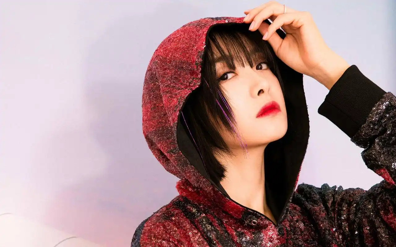 宋茜迷人魅力图片桌面壁纸