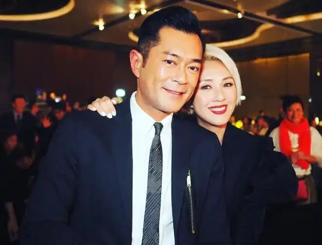 照片中,新晋影帝古天乐,萱萱,吴君如,方中信,刘浩龙,薛凯琪,黄柏高