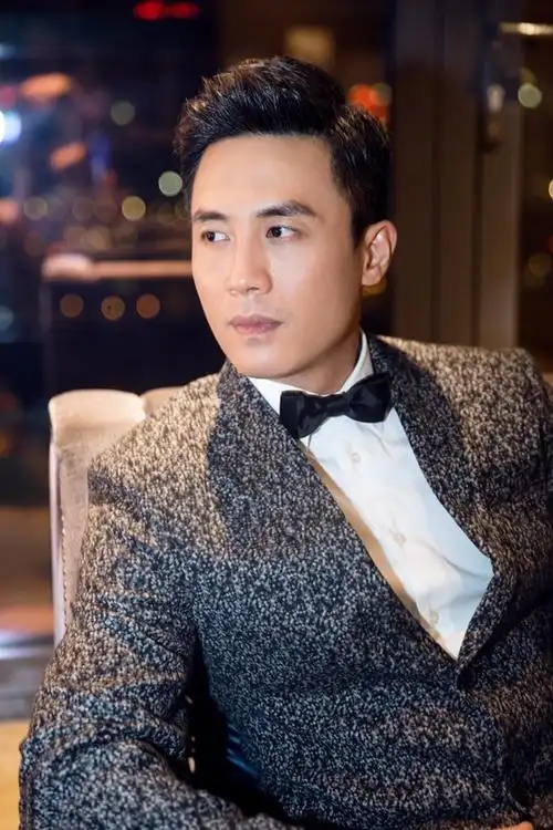 杜淳最新绅士写真欣赏 深邃眼神尽显男人味