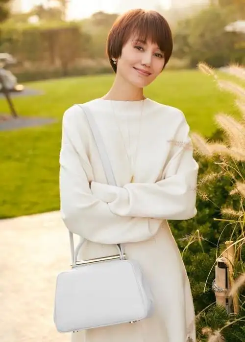 五种明星同款短发,打理起来省时省力,减龄显脸小