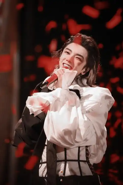 2021年华晨宇十佳造型