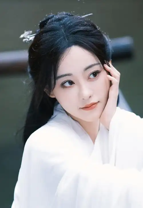 清冷感古装##祝绪丹请把古装焊在身上#祝绪丹真的好适合古装,一袭白衣