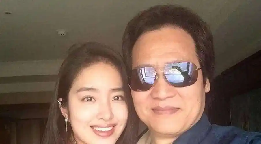 刘亦菲"义父"陈金飞:38岁已是亿万富豪,曾100万马克买德牧犬_工作