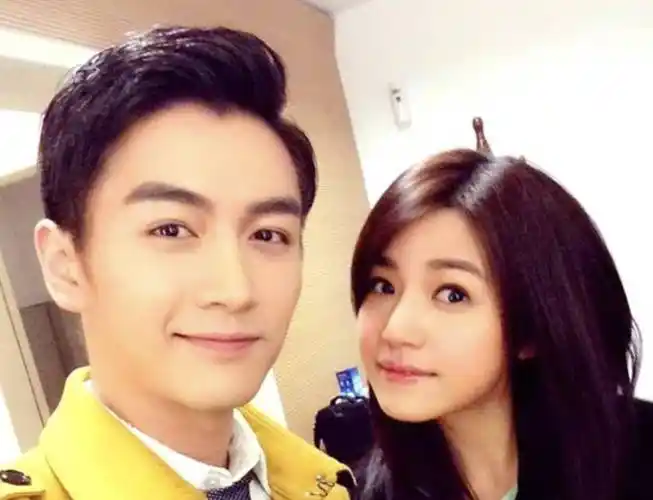 有种"整容"叫陈晓结婚,老婆陈妍希变化不大,他却像换个人_电影_赵丽颖