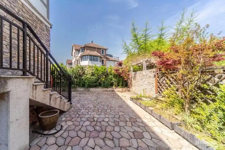 看房方便,香树湾云景(别墅)二手房,1100万,5室2厅,6卫,385平米-常州