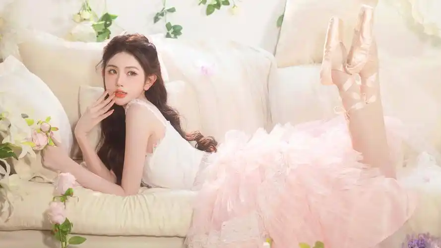 公主 粉色裙子 鲜花 美女高清壁纸高清大图预览1920x1080_美女壁纸