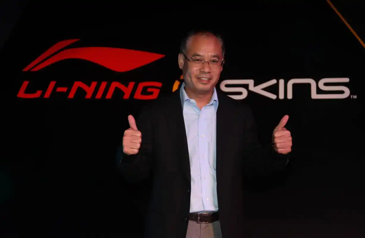 三年18倍跨越3000亿港元潮牌拯救李宁