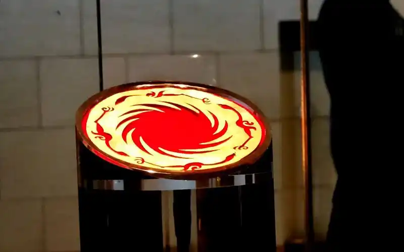 2023年8月23日四川成都,金沙遗址博物馆,镇馆之宝商周太阳神鸟金饰第