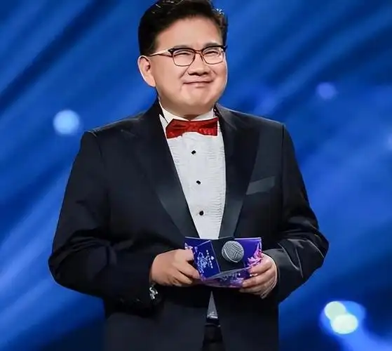 曹可凡,曹可烦,喋喋不休.