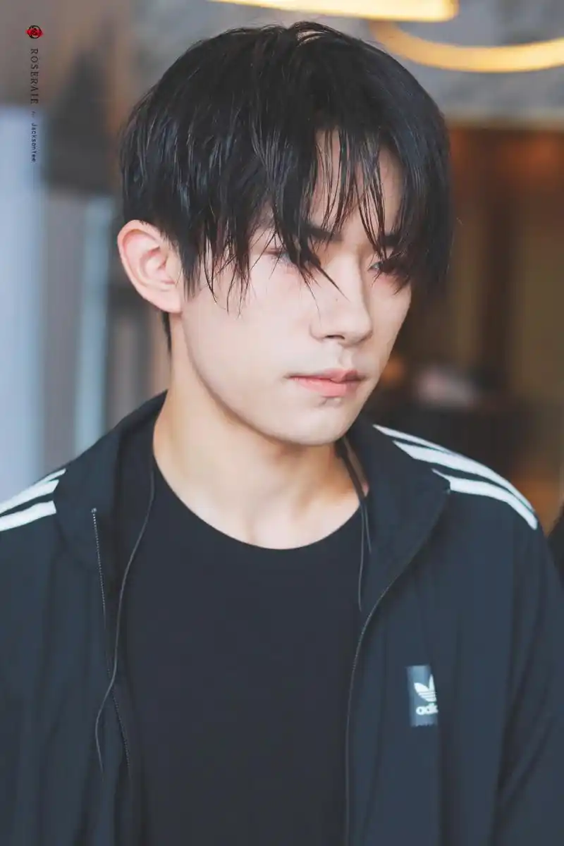 [tfboys][分享]200705 易烊千玺百变发型汇总合集,轻松驾驭尽显各色