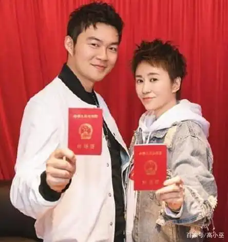 回顾:离婚后爱上姐弟恋的5位女星,只恋爱不结婚,个个容光焕发