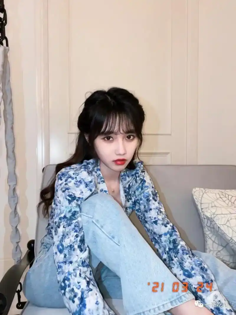 偶像美女snh48-宋昕冉迷人美照欣赏