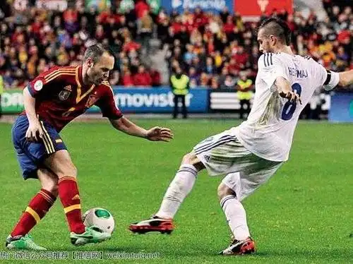 伊涅斯塔的"油炸丸子"