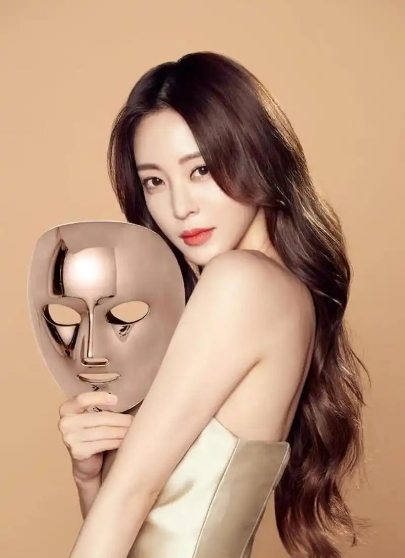 韩国玫瑰天使韩艺瑟写真大片