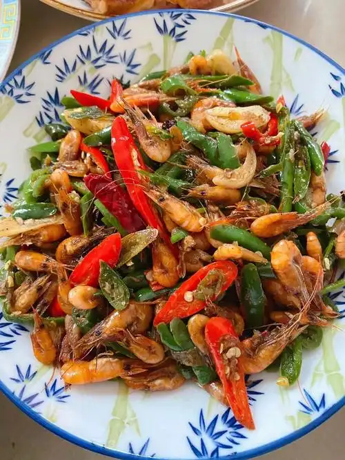 徐州尖椒炒小河虾