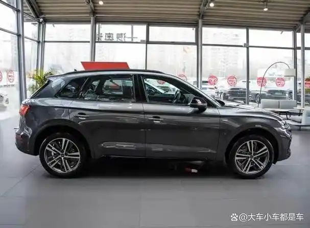 豪华新高度价格新低度奥迪q5l新款破局登场35万起的诱惑