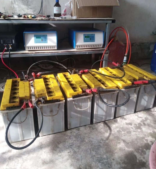 1,首先我们要知道,我们的电动车电瓶是串联使用的,在对电瓶的修复时