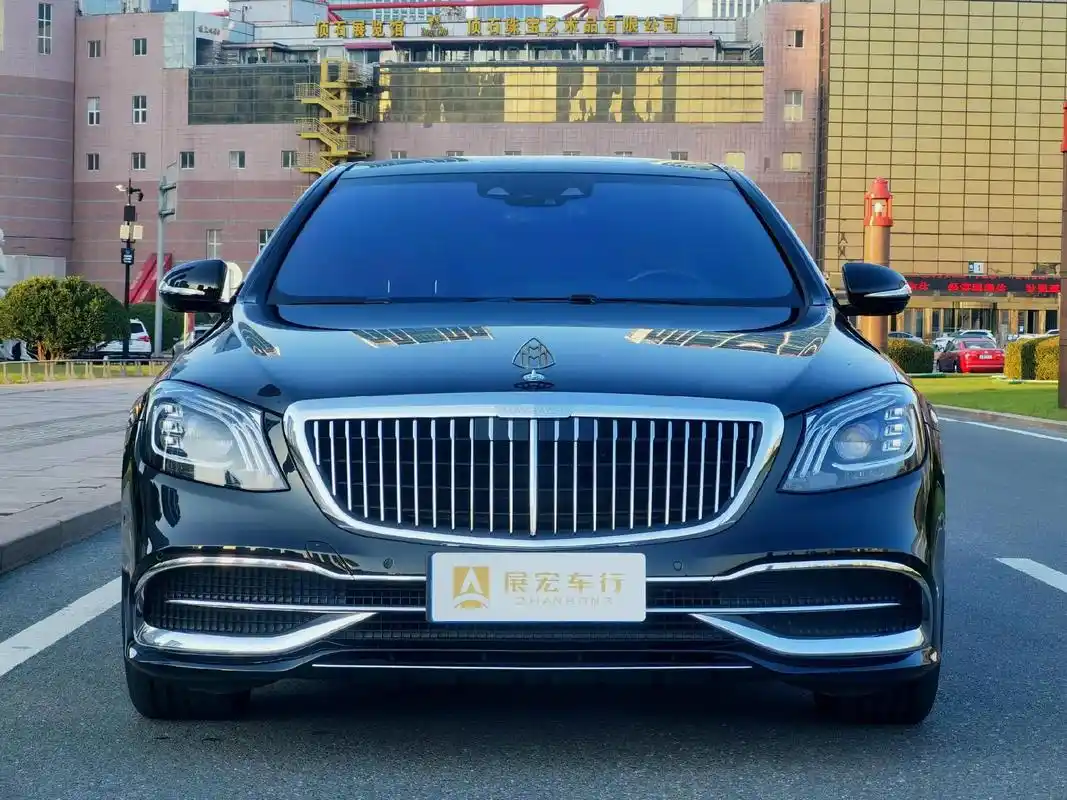 奔驰迈巴赫s450.