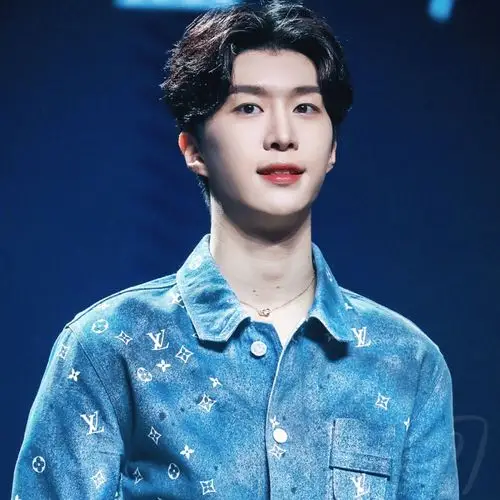 范丞丞头像佳南