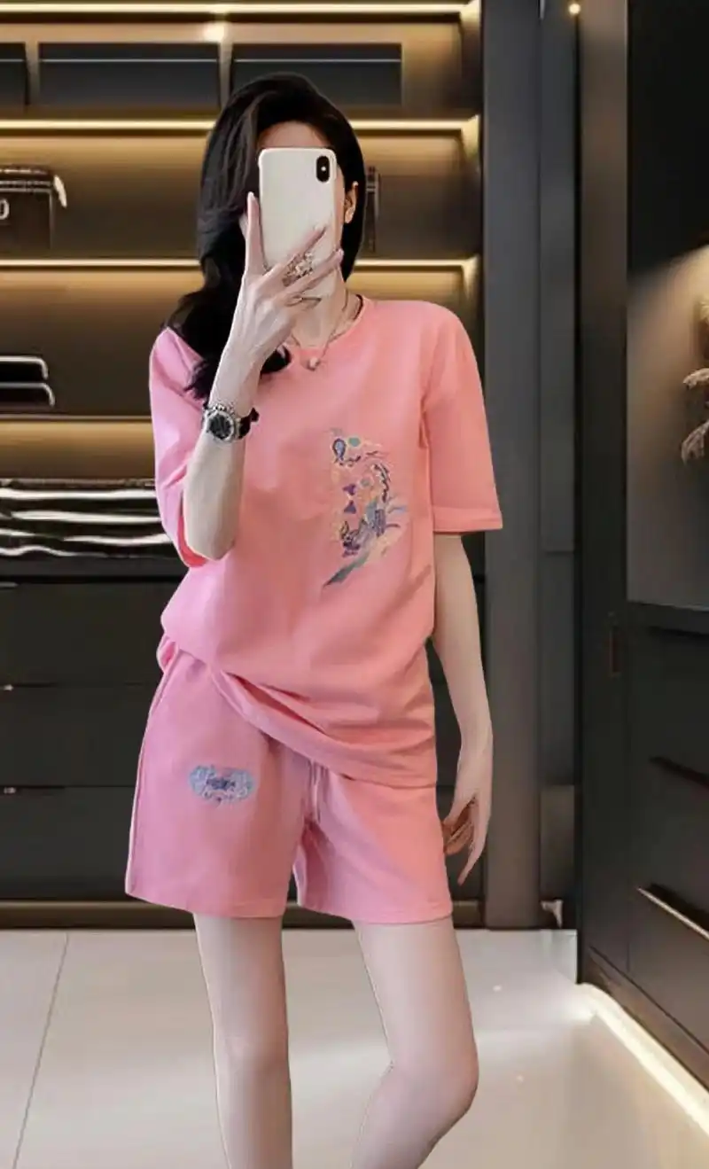 快乐运动,粉色短袖短裤套装