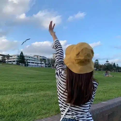 672021最火高冷女头侧脸