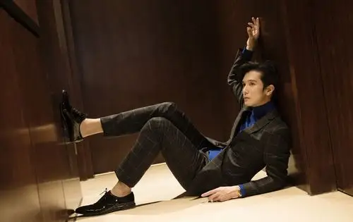 那个任性敏感的邱泽,曾在无数个夜里想过放弃