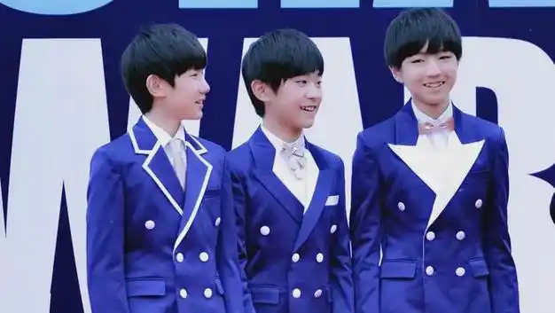 王俊凯易烊千玺卡点送祝福,三小只感情如初|古典乐|填词人|tfboys