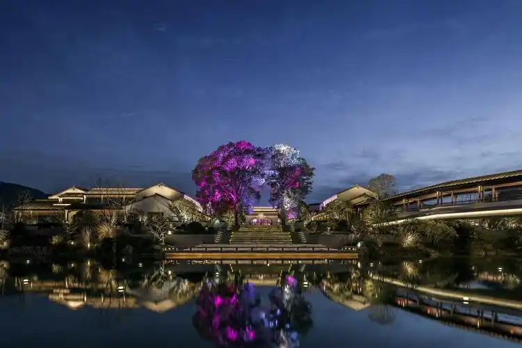 宜兴雅达阳羡溪山小镇中心照明设计项目