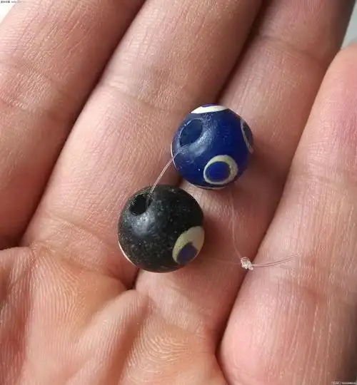 漂亮的战国蜻蜓眼一对