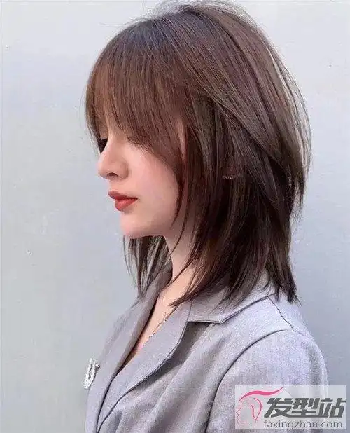 气质锁骨短发超能打 让你轻松度过尴尬期