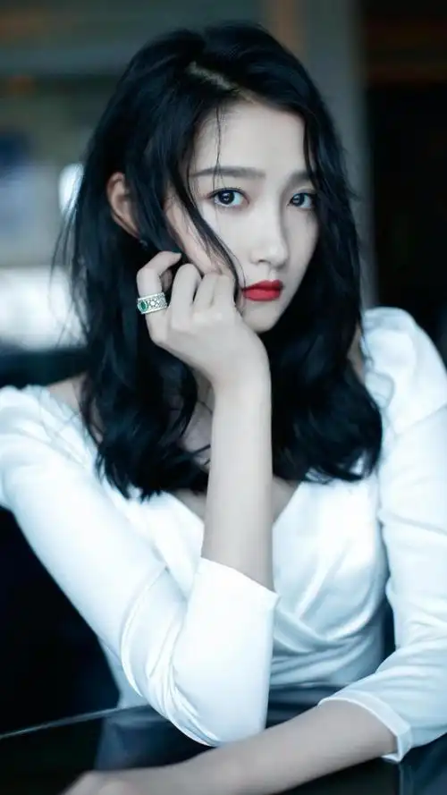 优雅气质女神关晓彤知性大方魅惑写真,高清图片,手机锁屏桌面-壁纸族