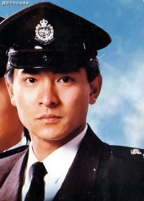 原创一组明星老照片,稚嫩的梁朝伟,年轻时的陶虹,张张都值得回忆