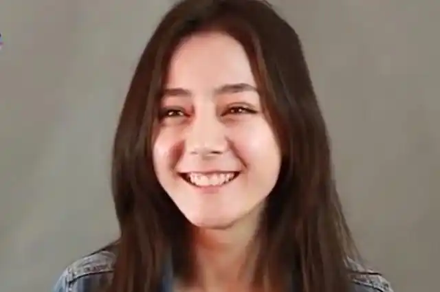 热巴出道前试镜视频:黑眼圈严重牙齿黄,额头长痘比现在显老