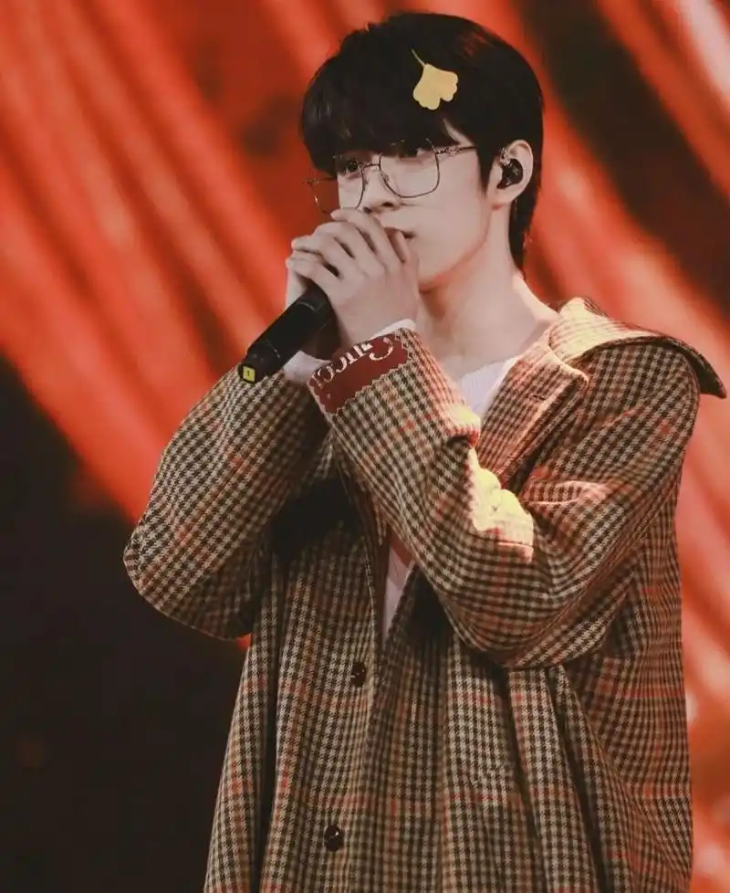 刘耀文绝美图片