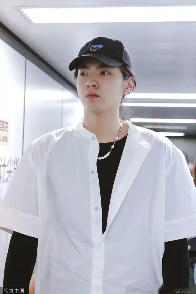 2019年7月15日,吴亦凡现身北京机场.