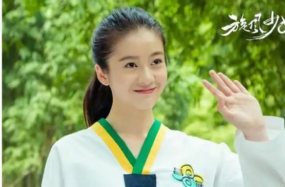 旋风少女穿道服最美不是戚百草不是范晓萤而是最火的她