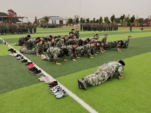 赤脚上阵——记幅度训练-三排- 常州第五中学